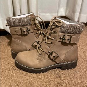 Cliffs by white mountain